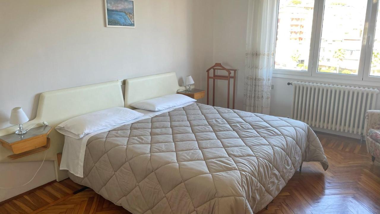Max And Sea Parking Free Street Apartamento Sanremo