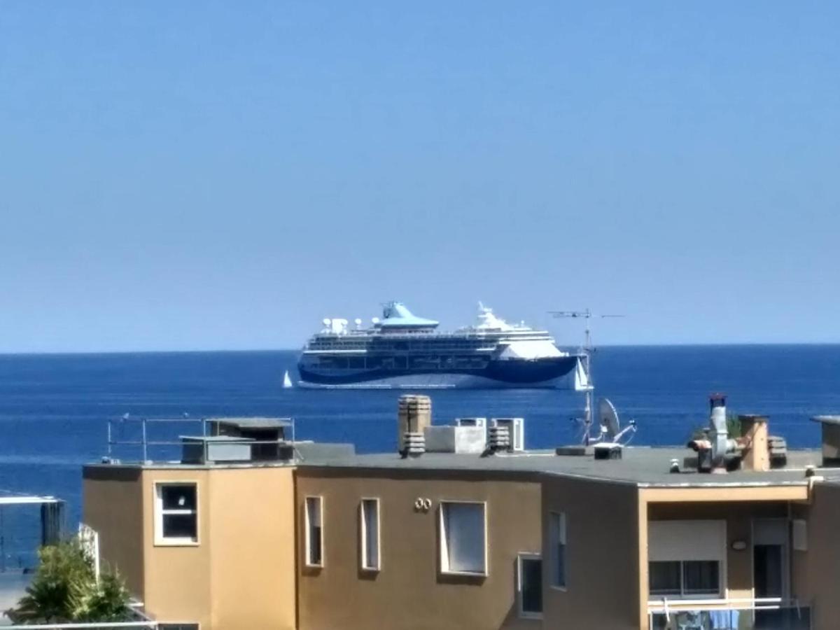 Apartamento Max And Sea Parking Free Street